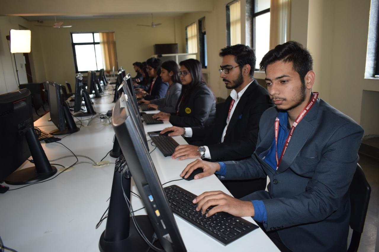 Indirapuram Institute of Higher Studies Ghaziabad hostel photo 4